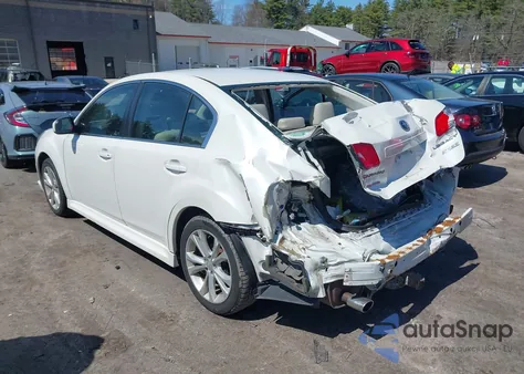 2013 Subaru Legacy 2.5I Premium z USA, uszkodzony, nr VIN 4S3BMBC67D3034238